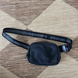lululemon athletica Black Belt Bag